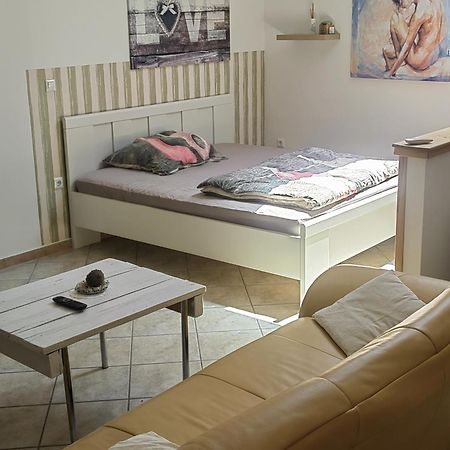 Wow Sleeping Bed & Breakfast Miklavz na Dravskem Polju Luaran gambar